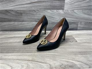Valentino Clara Signature Pumps Women's Size 7